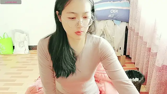 luoxuwen online show from January 2025 05:26:02 AM