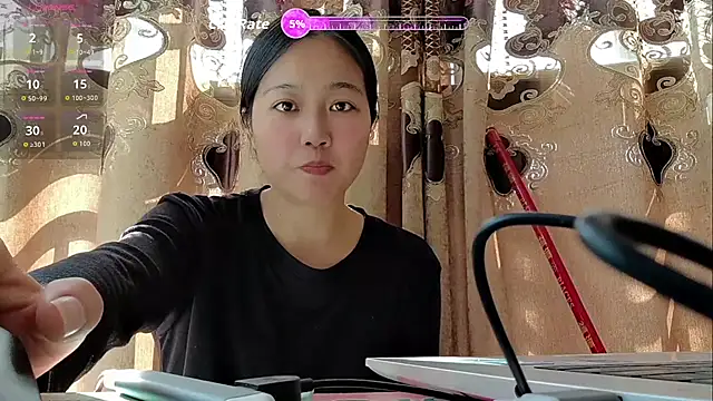 luoxuwen online show from November 2025 04:40:02 AM