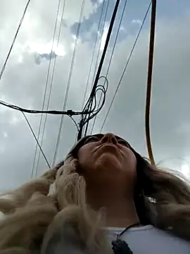 madelaine- online show from October 2025 06:41:02 PM