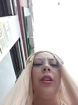 madelaine- online show from February 2026 06:31:01 PM