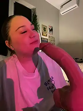 DaisyBooom online show from January 2025 07:00:02 PM