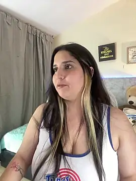 Snapshot of valentina_jonnes1 chatting on December 2024 06:14:01 AM valentina jonnes1 online show from December 2024 06:14:01 AM