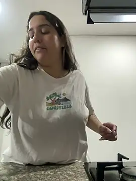 Snapshot of valentina_jonnes1 chatting on January 2025 12:46:01 AM valentina jonnes1 online show from January 2025 12:46:01 AM