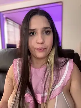 Snapshot of valentina_jonnes1 chatting on March 2025 01:06:01 PM valentina jonnes1 online show from March 2025 01:06:01 PM