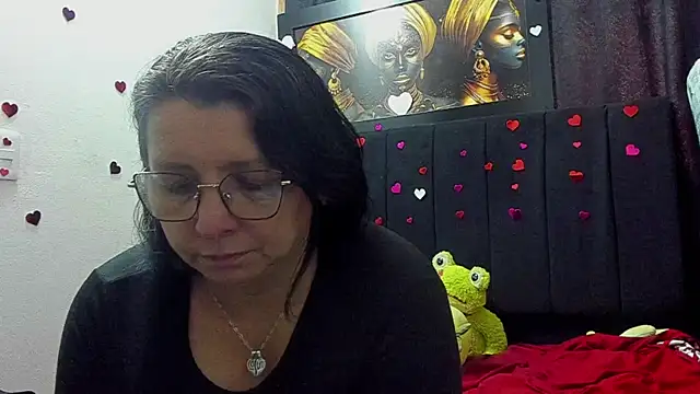 Evaaross 2345 online show from June 2026 01:03:02 PM