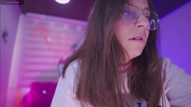 milly kenner online show from October 2025 04:53:02 PM