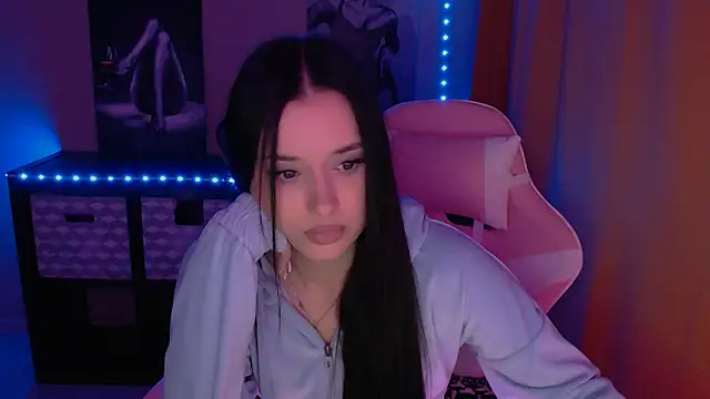 AlisaLink online show from February 2025 07:38:02 PM