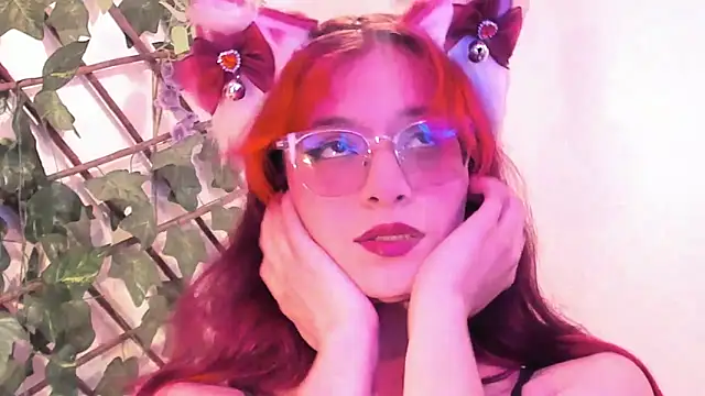 RedMeloddy online show from November 2025 08:11:02 PM