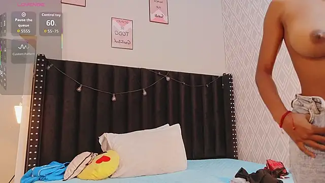 littleebonymommy online show from October 2025 09:21:01 PM