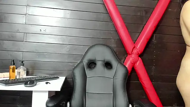 Annyeli online show from December 2024 07:44:02 AM