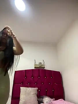 Snapshot of CAM_21X chatting on January 2025 06:53:02 PM CAM 21X online show from January 2025 06:53:02 PM