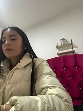 Snapshot of CAM_21X chatting on January 2025 12:38:01 PM CAM 21X online show from January 2025 12:38:01 PM