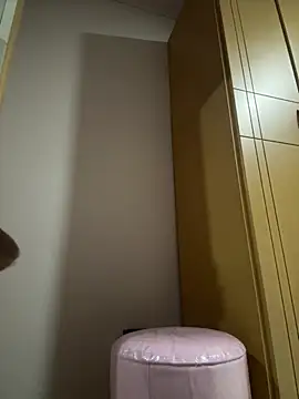 Snapshot of CAM_21X chatting on February 2025 11:10:02 AM CAM 21X online show from February 2025 11:10:02 AM