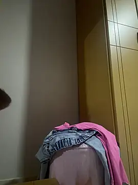 Snapshot of CAM_21X chatting on February 2025 10:19:01 AM CAM 21X online show from February 2025 10:19:01 AM