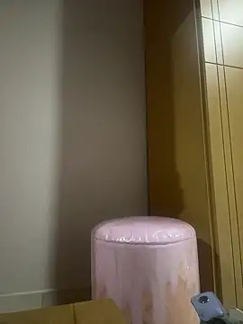 Snapshot of CAM_21X chatting on March 2025 10:05:01 AM CAM 21X online show from March 2025 10:05:01 AM