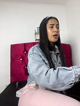 Snapshot of CAM_21X chatting on March 2025 01:12:02 PM CAM 21X online show from March 2025 01:12:02 PM