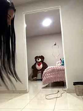 Snapshot of CAM_21X chatting on October 2025 10:23:02 AM CAM 21X online show from October 2025 10:23:02 AM