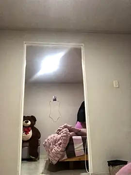 Snapshot of CAM_21X chatting on October 2025 10:56:02 AM CAM 21X online show from October 2025 10:56:02 AM