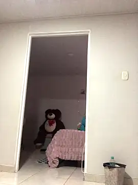 Snapshot of CAM_21X chatting on October 2025 11:12:02 AM CAM 21X online show from October 2025 11:12:02 AM