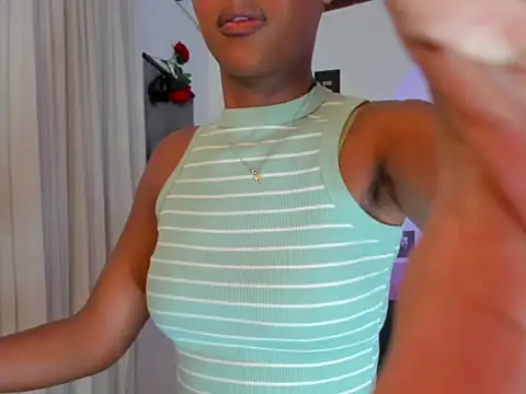 Snapshot of irisallen12 chatting on October 2025 11:56:02 PM irisallen12 online show from October 2025 11:56:02 PM