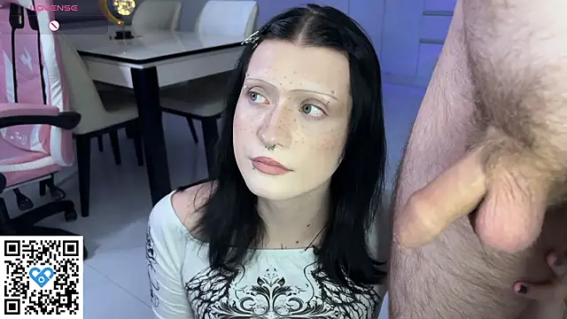 Snapshot of Vailyreb_ chatting on February 2026 03:35:02 AM Vailyreb online show from February 2026 03:35:02 AM