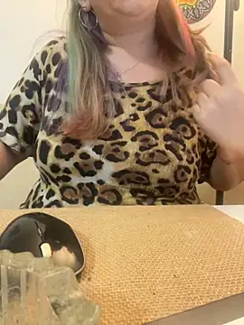 Snapshot of Popinasq chatting on September 2025 05:20:02 AM Popinasq online show from September 2025 05:20:02 AM