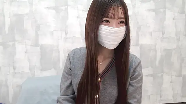 LOVE MOMO LOVE online show from September 2025 11:15:01 AM