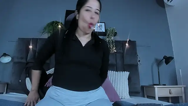 DulceAurora   online show from May 2026 02:53:01 AM