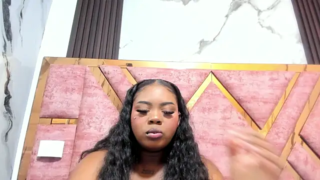 Snapshot of mia_alvares chatting on May 2026 11:48:01 AM mia alvares online show from May 2026 11:48:01 AM