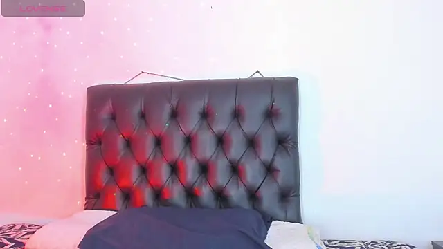 seline wolff online show from February 2025 04:44:02 AM