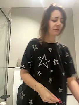 BelleSkye online show from February 2025 03:25:01 AM