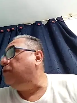 MATTHEW MRANDA online show from October 2025 03:26:02 AM