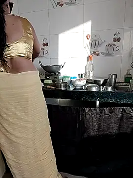 kaamuk shweta online show from March 2026 02:07:01 AM