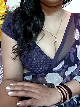 Snapshot of kaamuk_shweta chatting on May 2026 04:50:01 AM kaamuk shweta online show from May 2026 04:50:01 AM