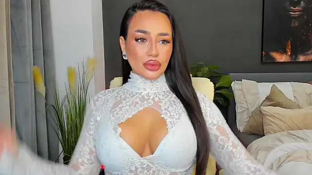 Sonia  Rey online show from November 2025 05:24:01 PM