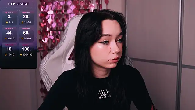 Snapshot of Kimiko__ chatting on July 2026 01:25:01 PM Kimiko online show from July 2026 01:25:01 PM