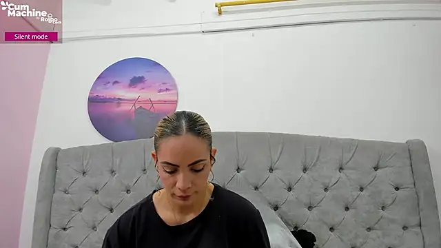 Valesskahall online show from November 2025 12:27:02 PM