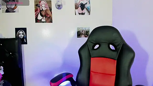 Elissa taylor  online show from March 2025 07:27:01 PM