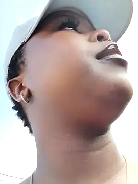 Dark Berry 26 online show from February 2025 07:26:02 AM