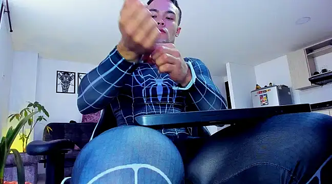 Snapshot of alexander_collin02 chatting on February 2025 01:11:02 PM alexander collin02 online show from February 2025 01:11:02 PM