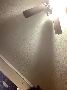 yosparky online show from September 2025 09:36:01 PM