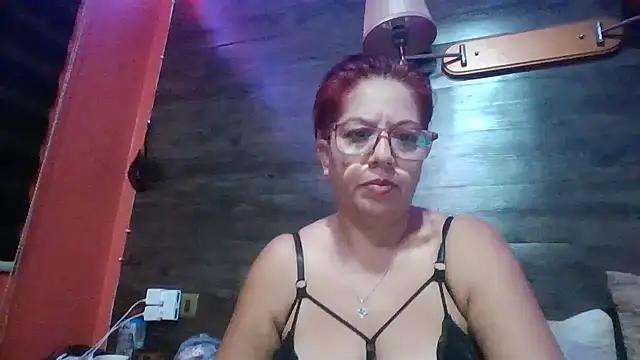 TRISH MILF online show from February 2025 09:12:02 AM