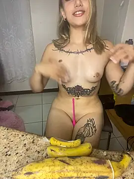 loira messi online show from February 2025 10:48:02 PM