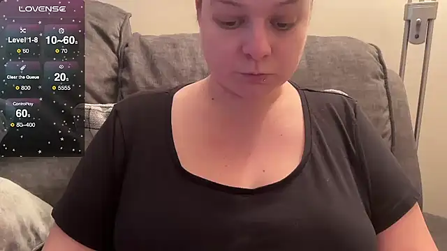 NaughtyWifeUK online show from April 2026 06:49:02 PM