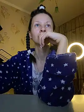 Starry Siren online show from February 2025 09:14:01 PM