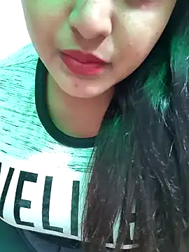 Snapshot of Ayesha_mahi chatting on December 2024 08:38:02 AM Ayesha mahi online show from December 2024 08:38:02 AM