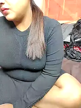 Snapshot of Ayesha_mahi chatting on January 2025 09:08:01 AM Ayesha mahi online show from January 2025 09:08:01 AM