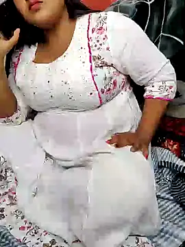 Snapshot of Ayesha_mahi chatting on January 2025 08:43:01 AM Ayesha mahi online show from January 2025 08:43:01 AM