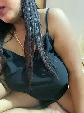 Snapshot of Ayesha_mahi chatting on March 2025 11:53:02 PM Ayesha mahi online show from March 2025 11:53:02 PM