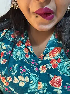 Snapshot of Ayesha_mahi chatting on October 2025 09:41:01 AM Ayesha mahi online show from October 2025 09:41:01 AM